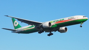 Photo of B-16701 - Boeing 777-35E(ER) operated by EVA Air