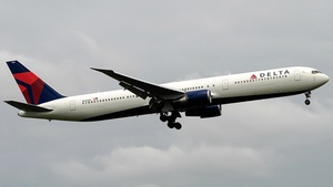 Photo of N834MH - Boeing 767-432(ER) operated by Delta Air Lines