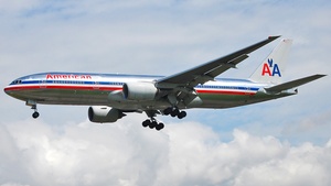 Photo of N771AN - Boeing 777-223(ER) operated by American Airlines