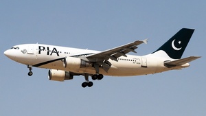 Photo of AP-BGS - Airbus A310-324 operated by PIA Pakistan International Airlines