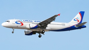 Photo of VQ-BDM - Airbus A320-214 operated by Ural Airlines