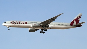 Photo of A7-BAJ - Boeing 777-3DZ(ER) operated by Qatar Airways