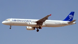Photo of 4R-MRC - Airbus A321-231 operated by Mihin Lanka