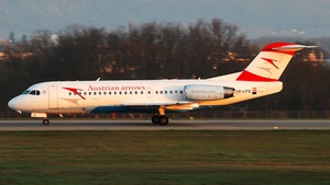 Photo of OE-LFG - Fokker 70 operated by Austrian Arrows (opb Tyrolean Airways)