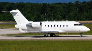 Photo of VP-BDX - Bombardier Challenger 604 operated by TAG Aviation UK