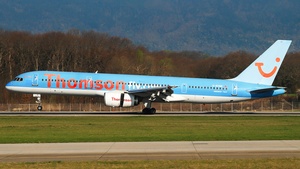 Photo of G-BYAW - Boeing 757-204 operated by Thomsonfly