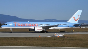 Photo of G-BYAL - Boeing 757-204 operated by Thomsonfly