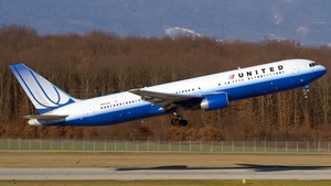 Photo of N657UA - Boeing 767-322(ER) operated by United Airlines