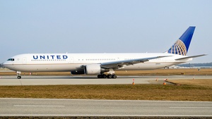 Photo of N76054 - Boeing 767-424(ER) operated by United Airlines