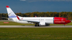 Photo of LN-DYH - Boeing 737-8JP operated by Norwegian Air Shuttle