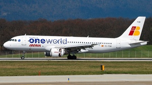 Photo of EC-FDB - Airbus A320-211 operated by Iberia
