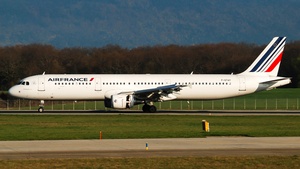 Photo of F-GTAY - Airbus A321-212 operated by Air France