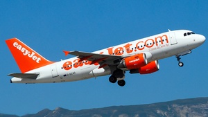 Photo of G-EZAD - Airbus A319-111 operated by easyJet