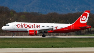 Photo of HB-JOZ - Airbus A320-214 operated by Air Berlin (opb Belair Airlines)