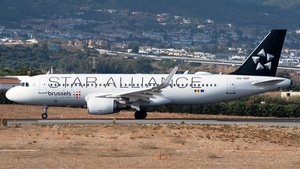 Photo of OO-SNP - Airbus A320-214 operated by Brussels Airlines