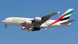 Photo of A6-EOV - Airbus A380-861 operated by Emirates