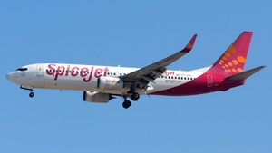 Photo of VT-SGV - Boeing 737-8GJ operated by SpiceJet