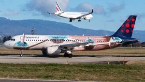 Photo of OO-SNM - Airbus A320-214 operated by Brussels Airlines