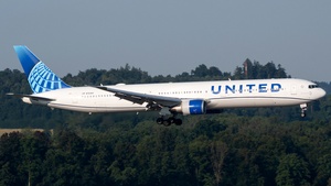 Photo of N76065 - Boeing 767-424(ER) operated by United Airlines