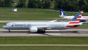 Photo of N822AN - Boeing 787-9 Dreamliner operated by American Airlines