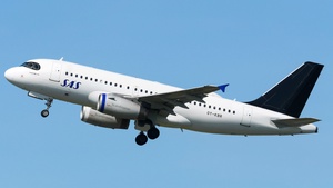 Photo of OY-KBR - Airbus A319-131 operated by SAS Scandinavian Airlines