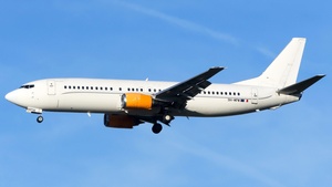 Photo of 9H-MPW - Boeing 737-484 operated by Air Horizont