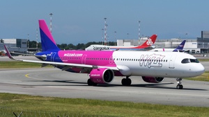 Photo of 9H-WDR - Airbus A321-271NX operated by Wizz Air Malta