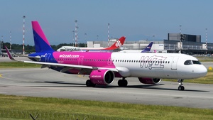 Photo of 9H-WNK - Airbus A321-271NX operated by Wizz Air Malta