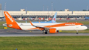 Photo of OE-ISB - Airbus A321-251NX operated by easyJet Europe