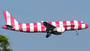 Photo of D-AICS - Airbus A320-214 operated by Condor