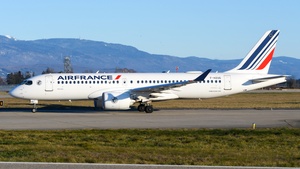 Photo of F-HZUG - Airbus A220-300 operated by Air France