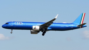 Photo of EI-HXA - Airbus A321-271NX operated by ITA Airways