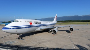 Photo of B-2472 - Boeing 747-4J6 operated by Air China