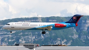 Photo of OM-BYB - Fokker 100 operated by Government of Slovakia