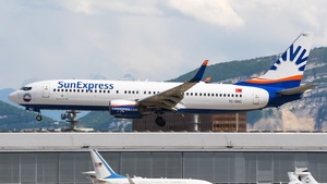 Photo of TC-SRC - Boeing 737-8JP operated by SunExpress