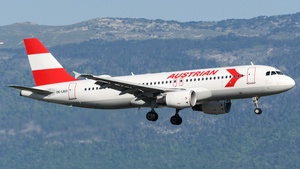 Photo of OE-LBO - Airbus A320-214 operated by Austrian Airlines
