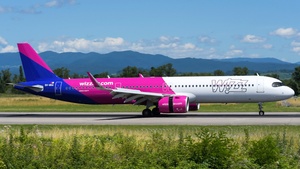 Photo of 9H-WNA - Airbus A321-271NX operated by Wizz Air Malta