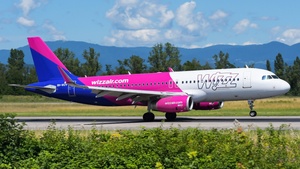 Photo of 9H-WZV - Airbus A320-232 operated by Wizz Air Malta