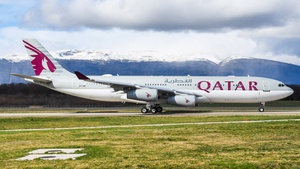 Photo of A7-HHK - Airbus A340-211 operated by Qatar Amiri Flight