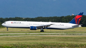 Photo of N832MH - Boeing 767-432(ER) operated by Delta Air Lines