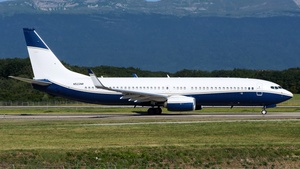 Photo of N522NR - Boeing 737-8ZE(BBJ2) operated by Hongkong Jet
