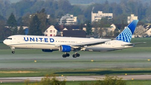 Photo of N66056 - Boeing 767-424(ER) operated by United Airlines