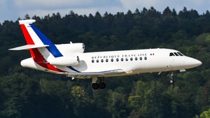 Photo of F-RAFQ - Dassault Falcon 900 operated by Government of France