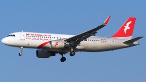 Photo of A6-AOX - Airbus A320-214 operated by Air Arabia