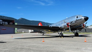 Photo of N431HM - Douglas DC-3C operated by Private