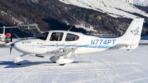 Photo of N774PT - Cirrus SR20 G2 operated by Gruppo Volo Motore Lugano