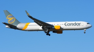 Photo of D-ABUA - Boeing 767-330(ER) operated by Condor