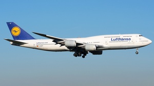 Photo of D-ABYF - Boeing 747-830 operated by Lufthansa