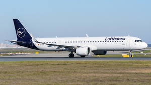 Photo of D-AIEB - Airbus A321-271NX operated by Lufthansa