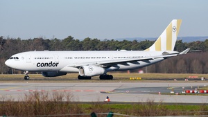 Photo of D-AIYC - Airbus A330-243 operated by Condor